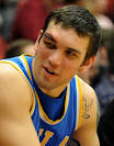 ...guard Michael Roll catches fire. Roll couldn't miss at Washington State a ... - web.sp.mbball.nbk.picA