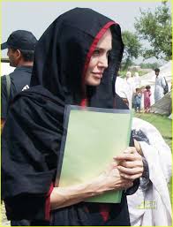 pakistan angelina jolie 12