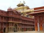 File:Chandra Mahal, Jaipur, Rajasthan (India).jpg - Wikimedia Commons