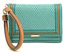 http://www.pursepage.com/wp-content/uploads/2012/03/burberry-prorsum-kingfisher-bag.jpg