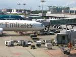 File:Singapore changi airport ground handling emirates.JPG ...
