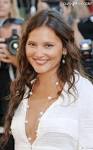 http://3.bp.blogspot.com/_tZSm9RJs5n0/TRFPSs--QiI/AAAAAAAACp4/oAerpY_YqGU/s1600/20364-virginie-ledoyen-rejoignent-637x0-1.jpg