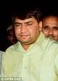 Inspector Puran Singh allegedly also took a bribe from Telgi (picture) to ... - article-2113205-121D3BE8000005DC-535_233x326