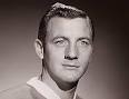 Moore_Dickie_1955_Bier_004.jpg
