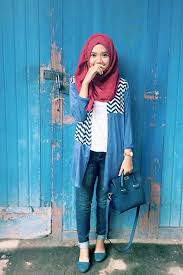 Gaya Busana Hilda Maulika Ayudya yang Kasual & Simpel | Jual Gamis ...