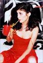http://imstars.aufeminin.com/stars/fan/audrey-tautou/audrey-tautou-20061011-168052.jpg