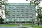J3372 : Medical Biology Centre - via Daymix