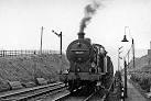 An Up freight breasts the top of the Lickey Incline at Blackwell - via Daymix
