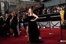 angelina-jolie-leg.jpg