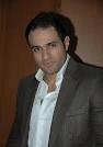 http://upload.wikimedia.org/wikipedia/commons/8/88/Moahmed_nour.jpg