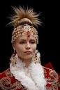 Alexander McQueen Fall/Winter 2008-09: Pret-A-Porter Or Haute Couture? - alexander_mcqueen_fw_2008_6_2