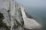 White Cliffs of Dover: Thousands of tons of chalk crash into the ...