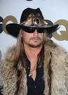 http://images.sodahead.com/slideshows/000007375/4724765409_kid_rock_42536839574-42537102810_xlarge.jpeg