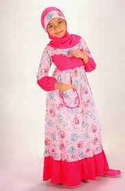 Busana Muslim Couple Keluarga Ayah Ibu dan Anak | Model Trend Baju ...
