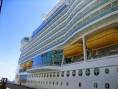 a photograph of the ship. - via Daymix