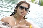 Namitha Latest Sexy Thighs