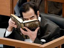 مذكرات صدام حسن قبل اعدامه Images?q=tbn:ANd9GcTUuystoNUST4JFbHg0cfGdkzkoV-B54dNfq5Ji-Sso2WBRoMcQWg