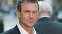 Hank Rearden (Grant Bowler)