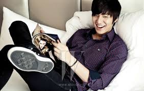 صور lee min ho f4 Images?q=tbn:ANd9GcTX4KGS9qejrMRj5zsxiFHWP5ualDqTo7WF9PeOxv-l_ydTqYsb