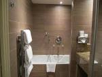 Lovable Black Bathtubs And Large Square Mirror With Oak Wood ...