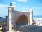 File:Daytona Beach Oceanfront Park bandshell04.jpg - Wikimedia Commons