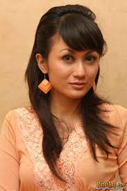 Sisca Dewi Resmi Nyaleg Dapil Madiun