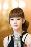 도자기 피부 박봄!