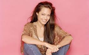 Angie angelina jolie 31763158 1920 1200