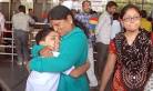 Indians arrive at Delhi airport from quake-hit Nepal | Globoble.