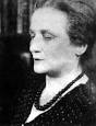 http://upload.wikimedia.org/wikipedia/commons/thumb/3/3c/Anna_Achmatowa_1950.jpg/220px-Anna_Achmatowa_1950.jpg