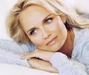 http://blog.newsok.com/bamsblog/files/2011/11/kristin-chenoweth-publicity-pic.jpg