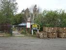 Adjacent to Bardills Garden Centre are a group of small home improvement - via Daymix