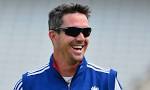 Kevin Pietersen and Stuart Broad jest with journalists on Twitter.