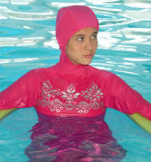 Best Time For Muslim Women To Enjoy Aqua Sports 2010/2011