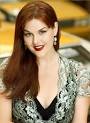 Sara Rue will briefly appear