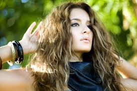 Atiye'den Yeni Alb�m ve Klip 