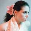 http://images.artistdirect.com/Images/artd/amg/music/bio/971088_leonanaess_200x200.jpg