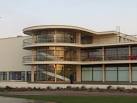its clean lines and large - via Daymix
