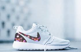 Shoes: nike, nike roshe run, tribal pattern, aztec, all white ...