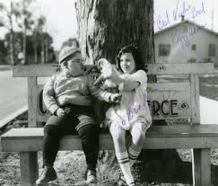 images?q=tbn:ANd9GcTmPBdNz4by_YLY4G0MHK6