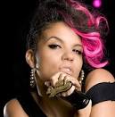 Ms. Dynamite Picture 3