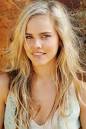 Isabel Lucas Hairstyles