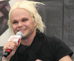 The idea is much the same: This is a blog about and to promote Finnish muscian Lauri Ylönen (The Rasmus. We want all fans of Lauri and The Rasmus interested ... - 271008therasmus25oct08rjg0gh