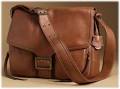 http://www.purseblog.com/images/banana_republic_sandhurst_saddle_bag.jpg
