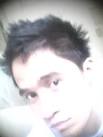taong nasa picture na ito: