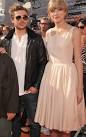 Moon Tsismis: Zac Efron & Taylor Swift Embrace at The Lorax ...