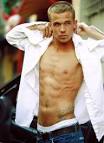 http://i301.photobucket.com/albums/nn70/awsomeross/CamGigandet2.jpg