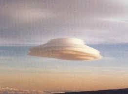 UFO no Vulcão da Islândia Capturado na Câmera da Sky