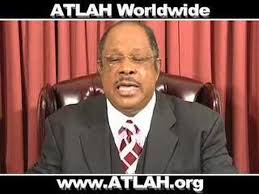 B: James David Manning says Barack Obama was a C.I.A operative who used Columbia University as a cover to go to Pakistan in 1981