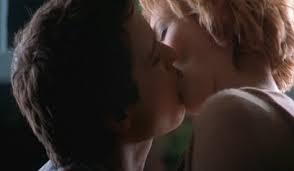 mandy moore kissing videos